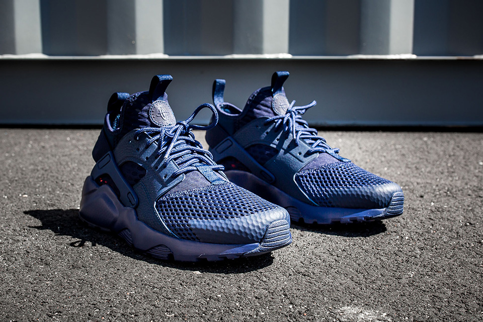 boys navy huaraches